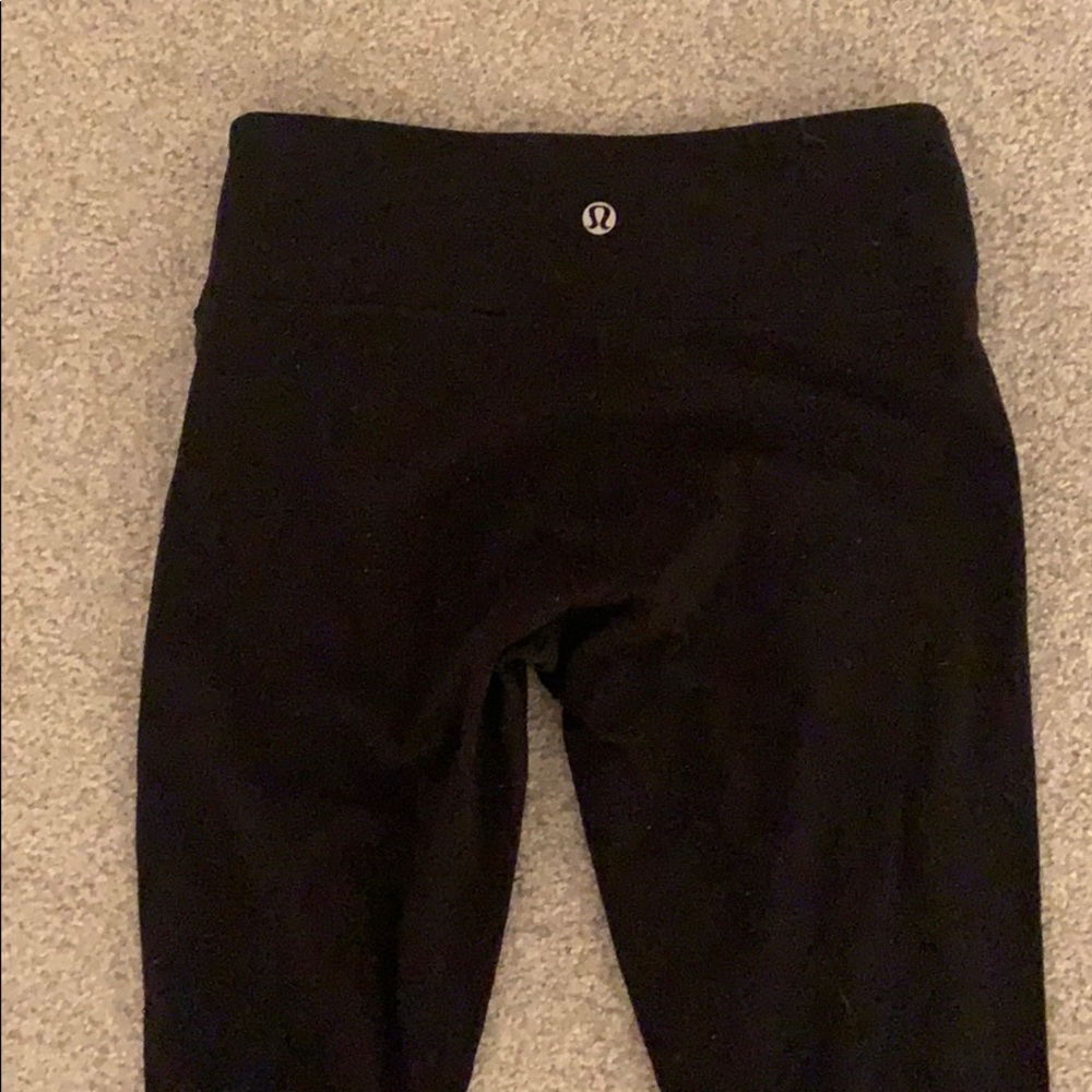 LULU lemon black leggings
